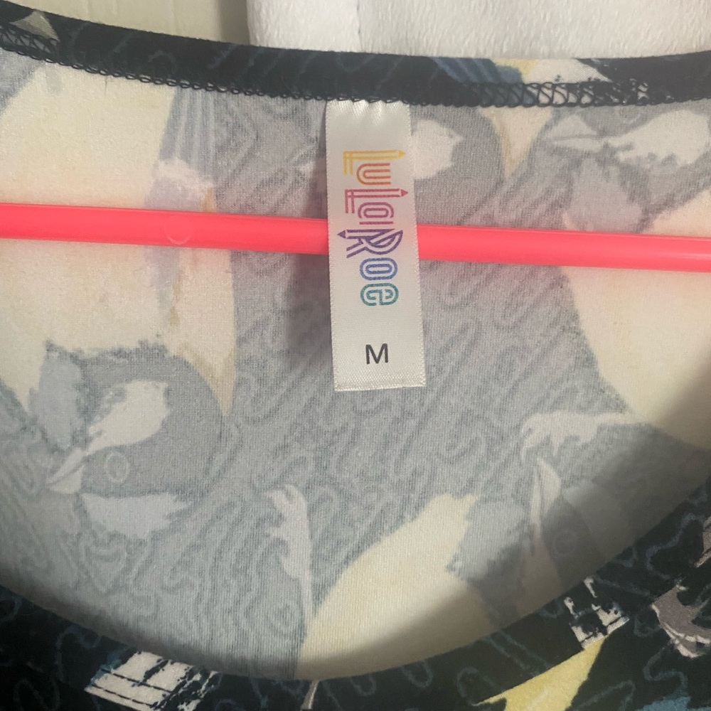 Lularoe M Perfect T - Picture 3 of 3